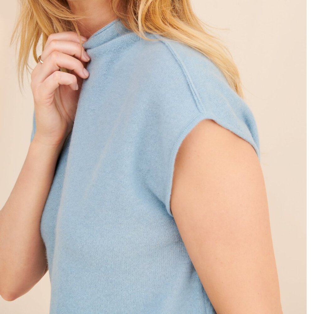 new anthropologie %100 cashmere short sleeve tee sweater m
